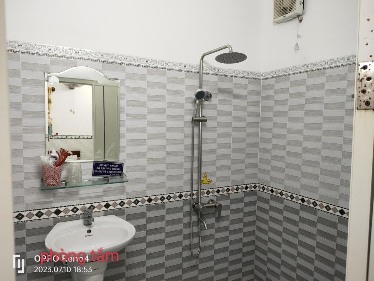 Anh Tan Hotel Vung Tau Bagian luar foto